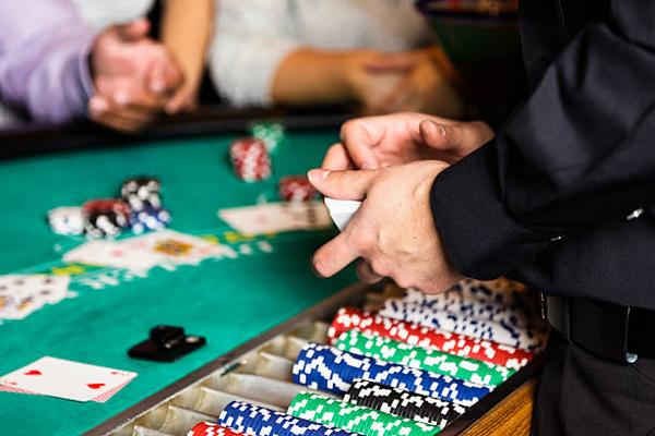 Comparing Browser Compatibility: A Casino in Dubai Research Guide
